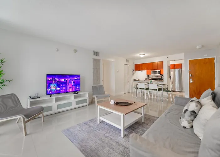 Brickell Getaway Wviews