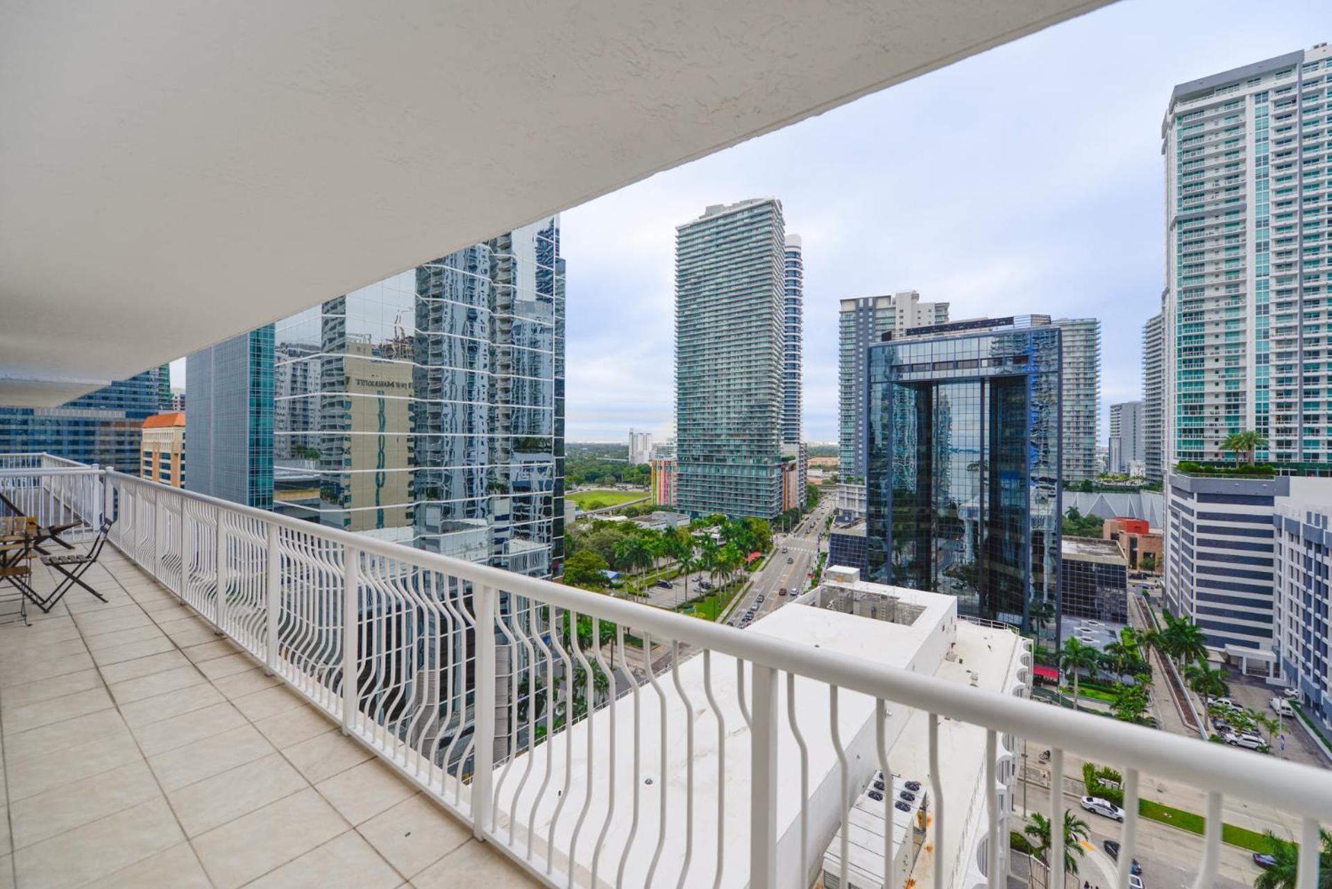 Brickell Getaway Wviews *